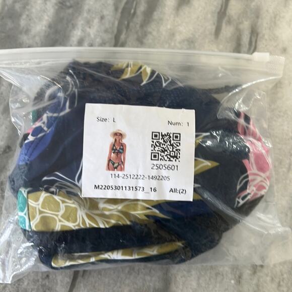 Pineapple Print 2pc String Bikini Swimsuit Size Large - Picture 10 of 10